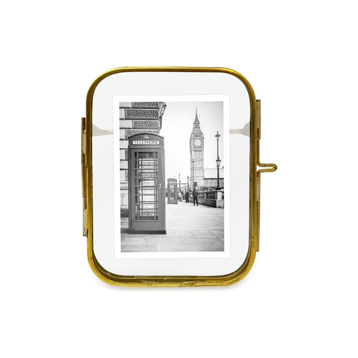 Isaac Jacobs Vintage Style, Round-Edged Brass &amp; Glass Metal Floating Picture Frame with Locket Closure (Horizontal), Made for Tabletop Display_