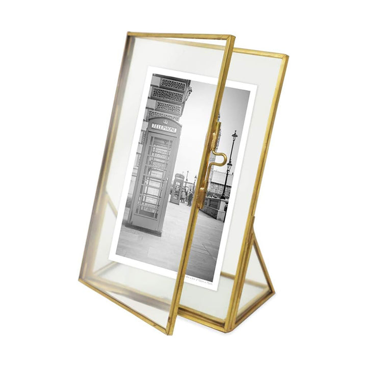 Isaac Jacobs Antique Gold, Vintage Style Brass and Glass, Floating Photo Frame, Metal, with Locket Closure and Angled Base, for Pictures, Art, Mementos, Keepsakes, 2 Pack