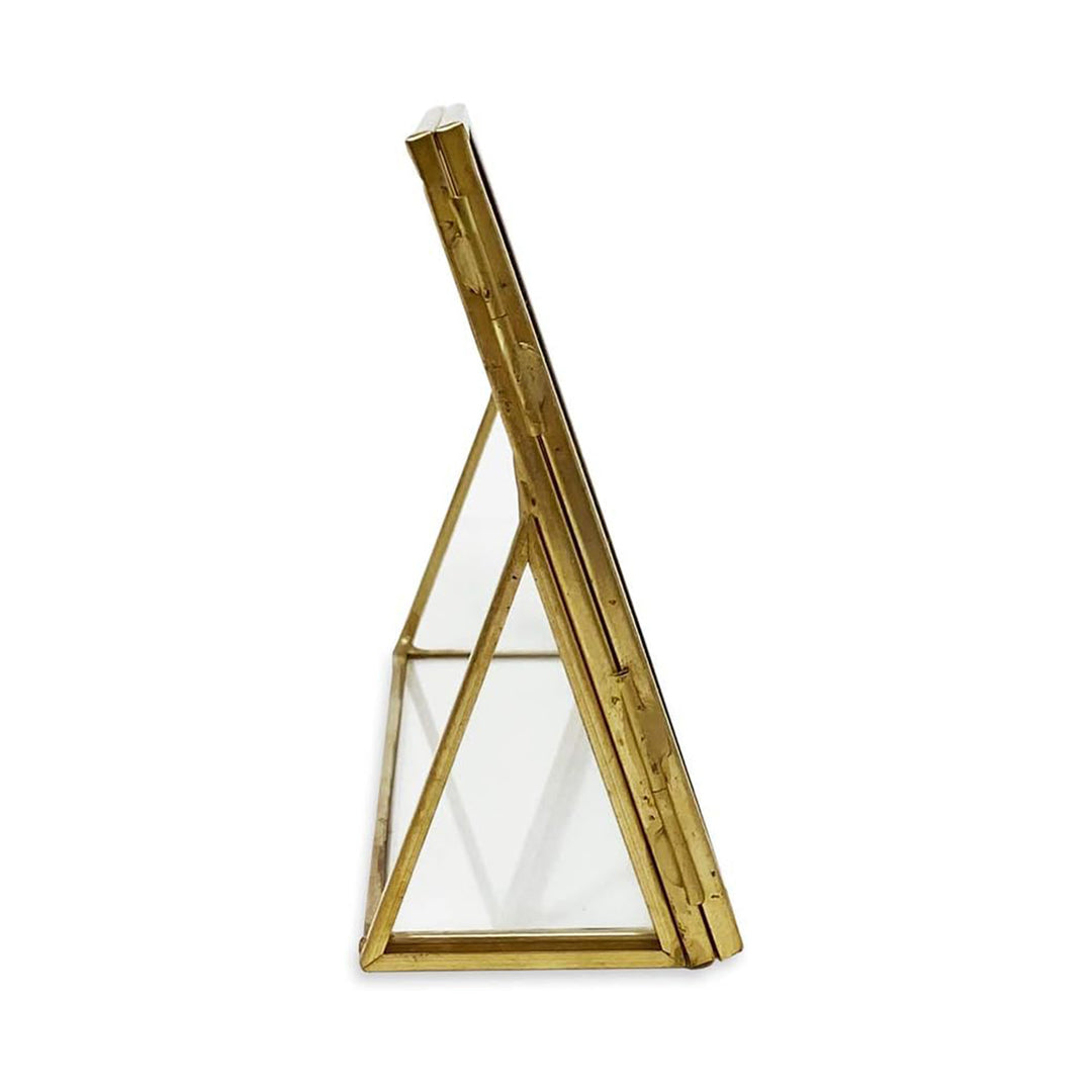 Isaac Jacobs Antique Gold, Vintage Style Brass and Glass, Floating Photo Frame, Metal, with Locket Closure and Angled Base, for Pictures, Art, Mementos, Keepsakes, 2 Pack