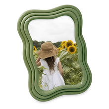 Isaac Jacobs Curved Deco Frame for Tabletop and Wall Display, Decorative Art, Design, Home Décor, Gift_#color_Green_4x6
