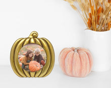 Isaac Jacobs 4x4 Pumpkin-Shaped Picture Frame For Halloween Or Fall Décor, Photo Tabletop & Wall Display Hanging Display_#color_Antique_Gold_4x4