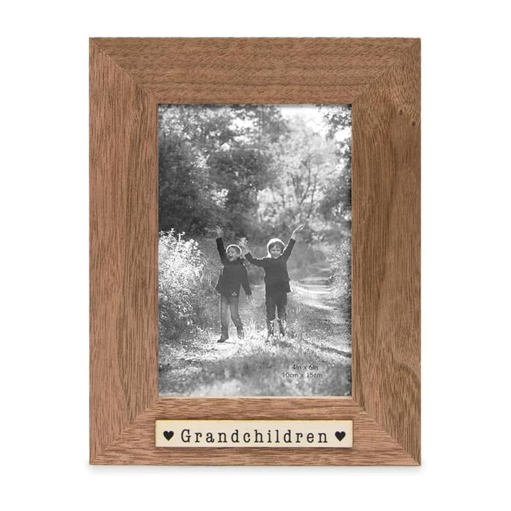 Isaac Jacobs Wood Sentiments "Grandchildren" Picture Frame, Keepsake Photo Frame with Easel and a Hanging Tabs for Tabletop, Desktop &amp; Wall Display