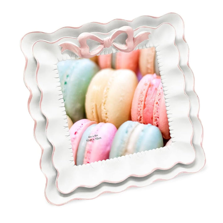 Isaac Jacobs 2x3 Blush With White Resin Picture Frame, Layered Double Ruffle Wave Design with Bow, Tabletop &amp; Wall Display Photo Frame, Home Décor, Art, Photo Gallery (2x3, Blush With White)