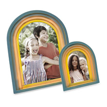 Isaac Jacobs Arc Resin Picture Frame with Gradient Design, Decorative Photo Frame, Tabletop & Wall Display, Hanging Display & Home Decor
