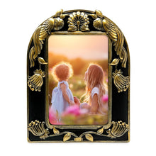 Isaac Jacobs 4x6 Peacock Arch Frame with Easel for Tabletop Display, Decorative Art Design, Home Décor