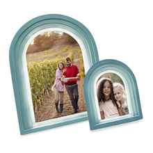 Isaac Jacobs Arc Resin Picture Frame with Gradient Design, Decorative Photo Frame, Tabletop & Wall Display, Hanging Display & Home Decor