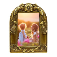 Isaac Jacobs 4x6 Peacock Arch Frame with Easel for Tabletop Display, Decorative Art Design, Home Décor
