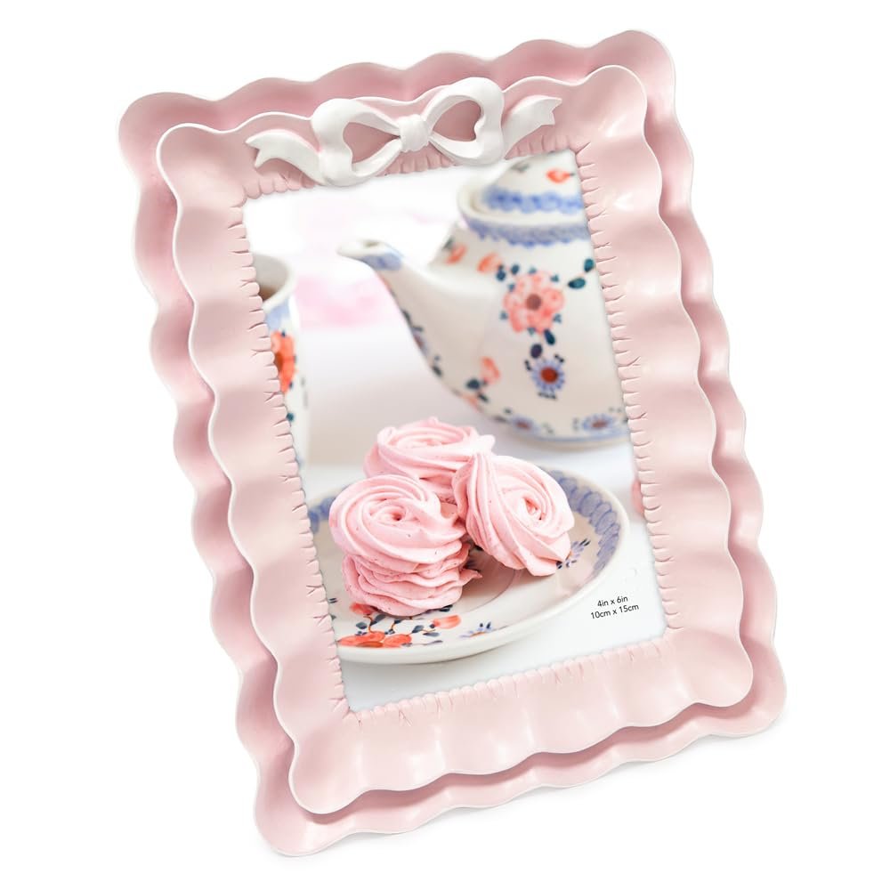 Isaac Jacobs 2x3 Blush With White Resin Picture Frame, Layered Double Ruffle Wave Design with Bow, Tabletop &amp; Wall Display Photo Frame, Home Décor, Art, Photo Gallery (2x3, Blush With White)