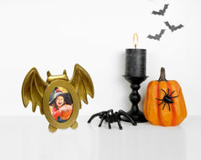 Isaac Jacobs 4x4 Bat-Shaped Picture Frame With Ears And Wings Detail, Photo Tabletop & Wall Display Hanging Display & Home Décor_#color_gold_2x3
