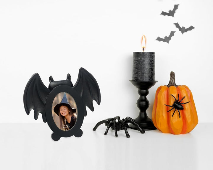 Isaac Jacobs 4x4 Bat-Shaped Picture Frame With Ears And Wings Detail, Photo Tabletop &amp; Wall Display Hanging Display &amp; Home Décor_