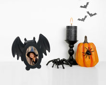 Isaac Jacobs 4x4 Bat-Shaped Picture Frame With Ears And Wings Detail, Photo Tabletop & Wall Display Hanging Display & Home Décor_#color_matt_black_2x3
