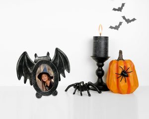 Isaac Jacobs 4x4 Bat-Shaped Picture Frame With Ears And Wings Detail, Photo Tabletop & Wall Display Hanging Display & Home Décor