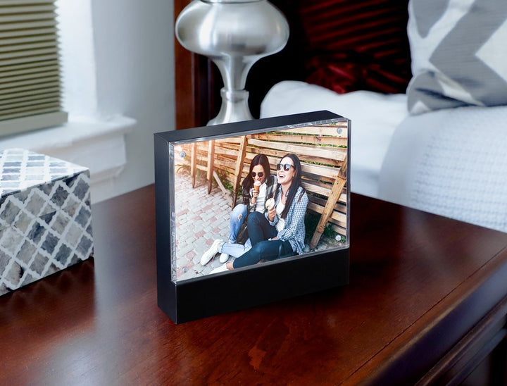 Isaac Jacobs Wood Block Acrylic Picture Frame, Magnetic Photo Frame, Made For Tabletop Display