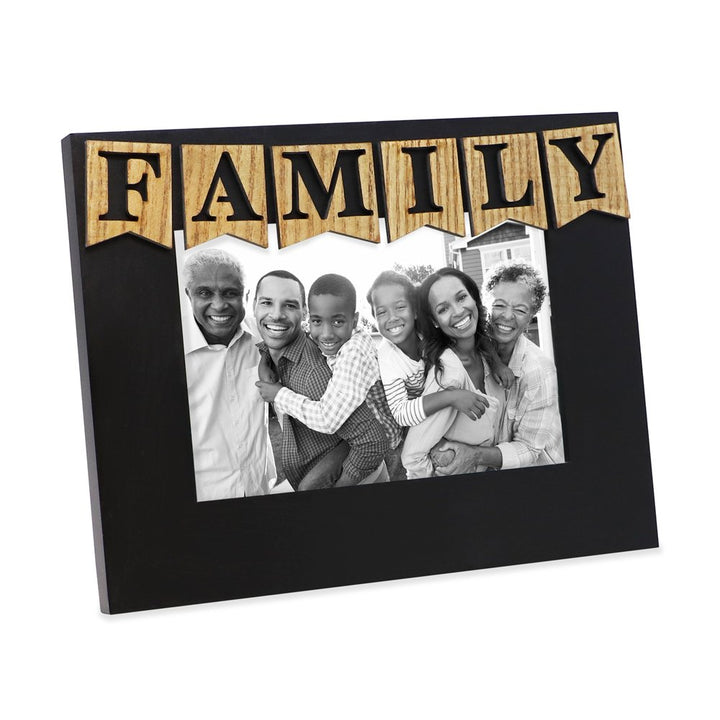 Isaac Jacobs Wood Sentiments “Family” Picture Frame, 4x6 inch, Photo Gift for Holiday, Display on Tabletop, Desk