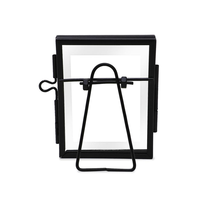 Isaac Jacobs Modern Style Brass and Glass, Pressed Glass, Metal Floating Desk Photo Frame with Locket Closure for Pictures, Art, Mementos &amp; Keepsakes