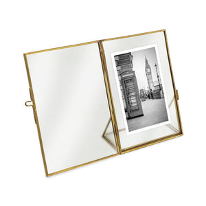 Isaac Jacobs Vintage Style Brass and Glass, Floating Photo Frame, Metal, with Locket Closure and Angled Base, for Pictures, Art, Mementos, Keepsakes