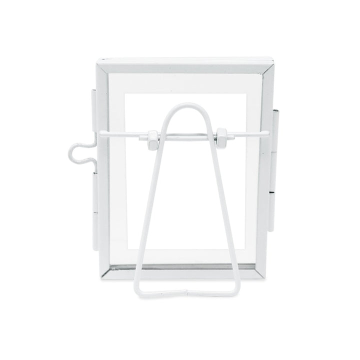 Isaac Jacobs Modern Style Brass and Glass, Pressed Glass, Metal Floating Desk Photo Frame with Locket Closure for Pictures, Art, Mementos &amp; Keepsakes