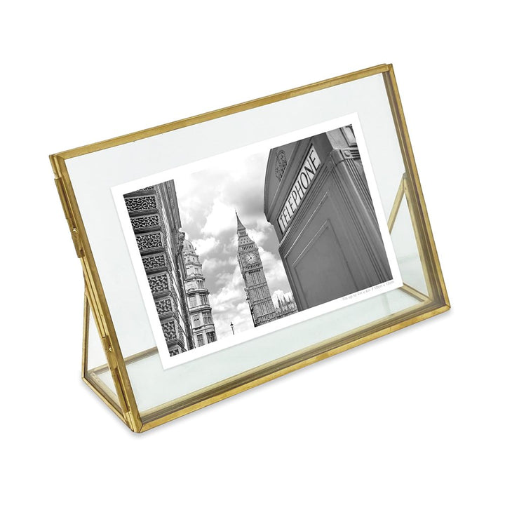 Isaac Jacobs Vintage Style Brass and Glass, Floating Photo Frame, Metal, with Locket Closure and Angled Base, for Pictures, Art, Mementos, Keepsakes