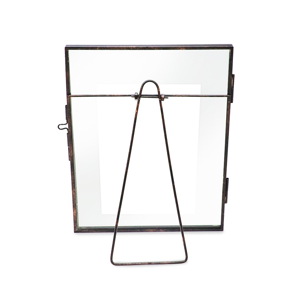 Isaac Jacobs Vintage Style Brass and Glass, Metal Floating Picture Frame with Locket Closure, for Photos, Art, &amp; More, Tabletop Display