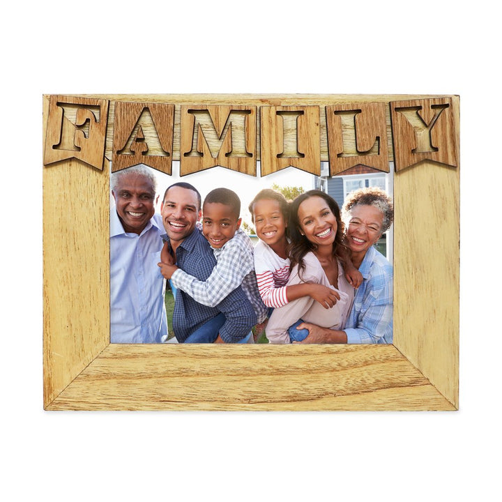 Isaac Jacobs Wood Sentiments “Family” Picture Frame, 4x6 inch, Photo Gift for Holiday, Display on Tabletop, Desk