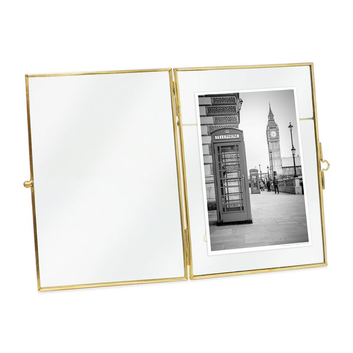 Isaac Jacobs Vintage Style Brass and Glass, Metal Floating Desk Photo Frame with Locket Bead Clasp Closure for Pictures Art, More