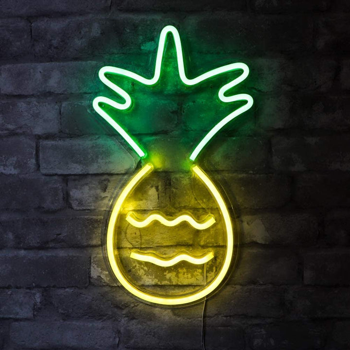 Isaac Jacobs 17” x 10” inch LED Neon ‘Yellow &amp; Green Pineapple’ Wall Sign for Cool Light, Wall Art, Bedroom Decorations, Home Accessories, Party, and Holiday Décor: Powered by USB Wire (Pineapple)