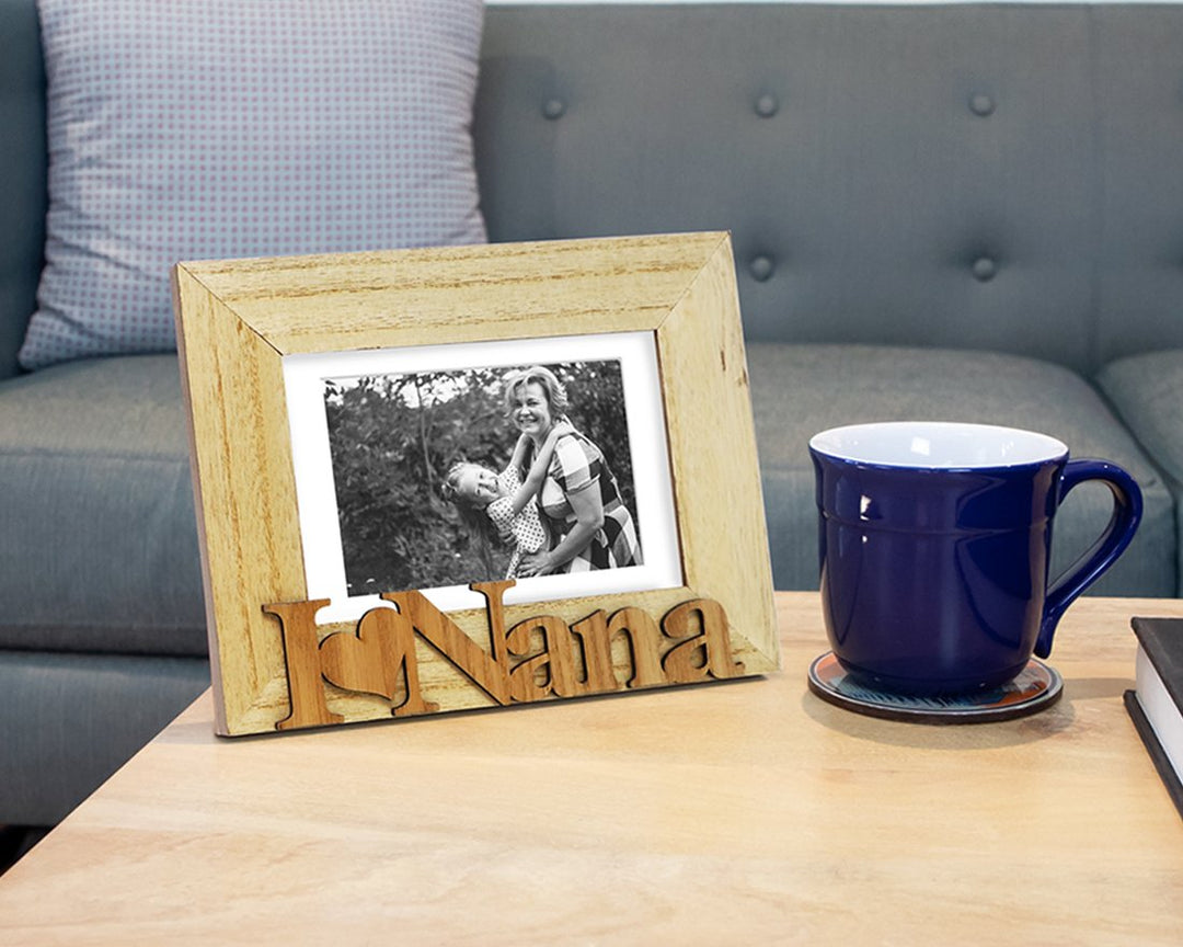 Isaac Jacobs Wood Sentiments “I Love Nana” Picture Frame, Photo Gift for Nana, Grandma, Family, Display on Tabletop, Desk