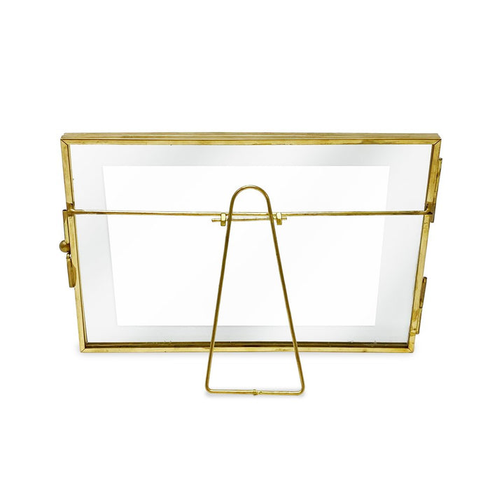 Isaac Jacobs Vintage Style Brass and Glass, Metal Floating Desk Photo Frame with Locket Bead Clasp Closure for Pictures Art, More