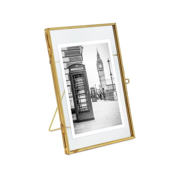 Isaac Jacobs Vintage Style Brass and Glass, Metal Floating Picture Frame with Locket Closure, for Photos, Art, &amp; More, Tabletop Display