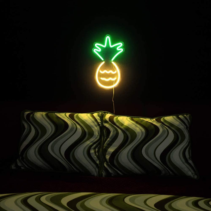 Isaac Jacobs 17” x 10” inch LED Neon ‘Yellow &amp; Green Pineapple’ Wall Sign for Cool Light, Wall Art, Bedroom Decorations, Home Accessories, Party, and Holiday Décor: Powered by USB Wire (Pineapple)