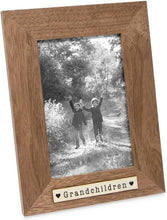 Isaac Jacobs Wood Sentiments "Grandchildren" Picture Frame, Horizontal Keepsake Photo Frame with Easel and a Hanging Tabs for Tabletop, Desktop & Wall Display