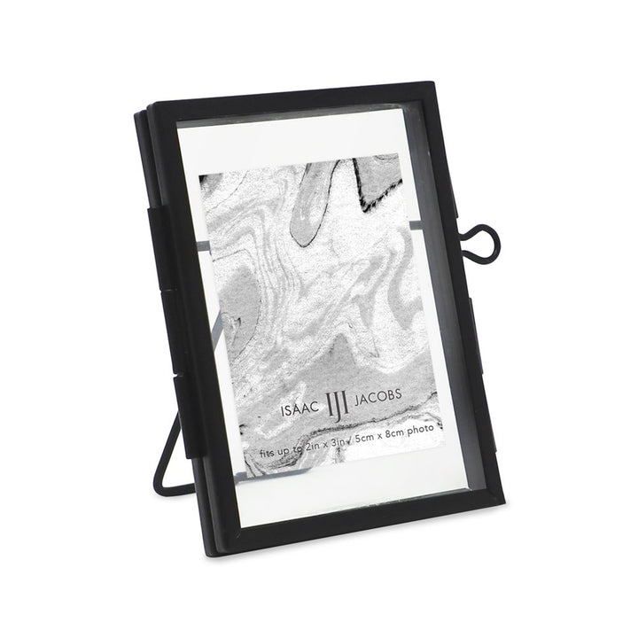 Isaac Jacobs Modern Style Brass and Glass, Pressed Glass, Metal Floating Desk Photo Frame with Locket Closure for Pictures, Art, Mementos &amp; Keepsakes