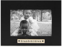 Isaac Jacobs Wood Sentiments "Grandchildren" Picture Frame, Keepsake Photo Frame with Easel and a Hanging Tabs for Tabletop, Desktop & Wall Display