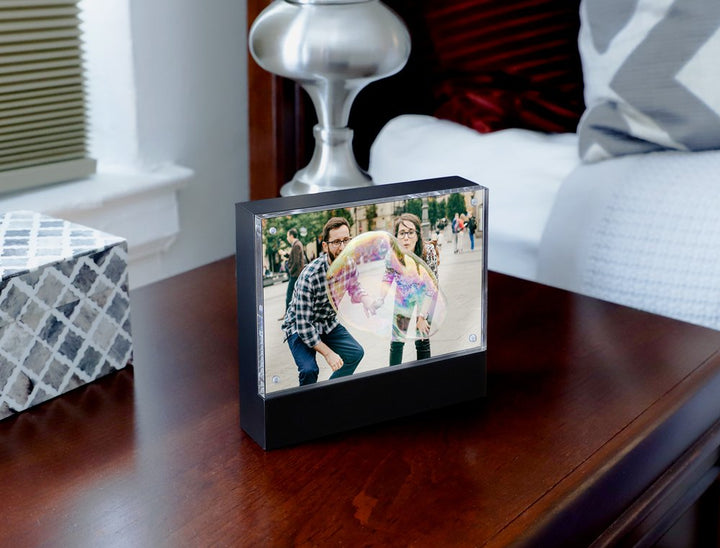 Isaac Jacobs Wood Block Acrylic Picture Frame, Magnetic Photo Frame, Made For Tabletop Display