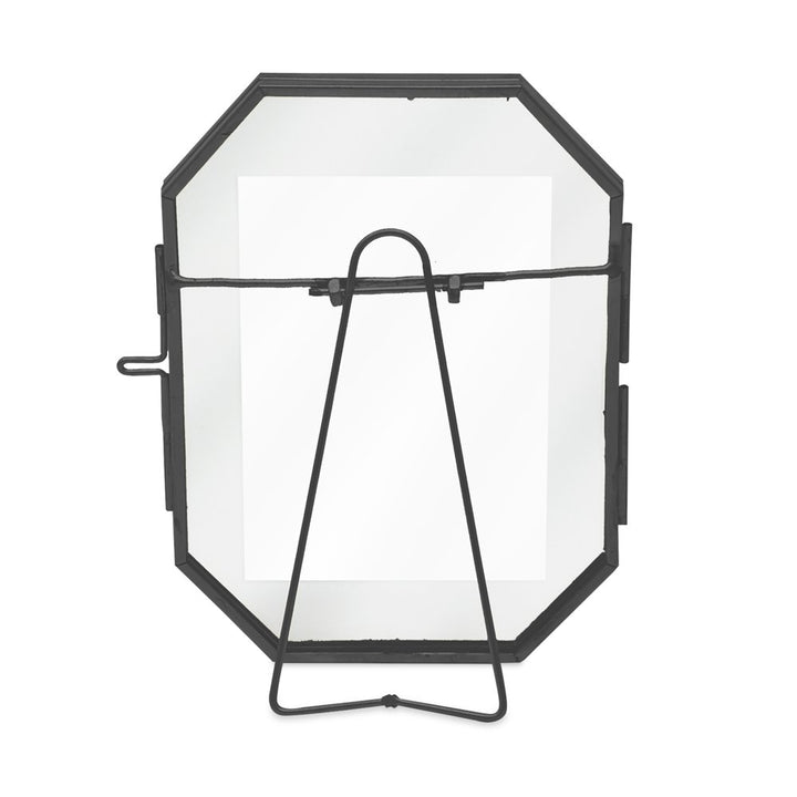 Isaac Jacobs Vintage Style Octagon Brass &amp; Glass, Metal Floating Picture Frame with Locket Closure, Tabletop Display