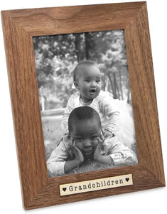 Isaac Jacobs Wood Sentiments "Grandchildren" Picture Frame, Horizontal Keepsake Photo Frame with Easel and a Hanging Tabs for Tabletop, Desktop & Wall Display