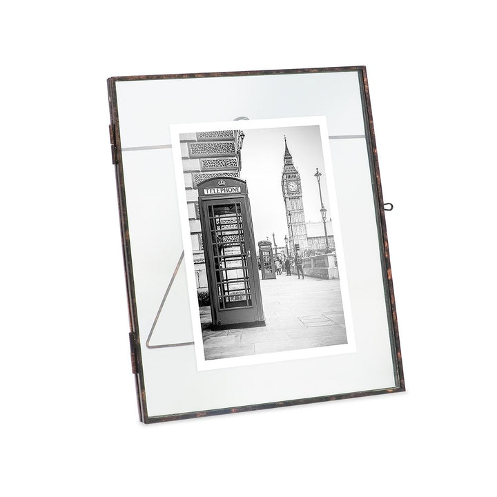 Isaac Jacobs Vintage Style Brass and Glass, Metal Floating Picture Frame with Locket Closure, for Photos, Art, &amp; More, Tabletop Display