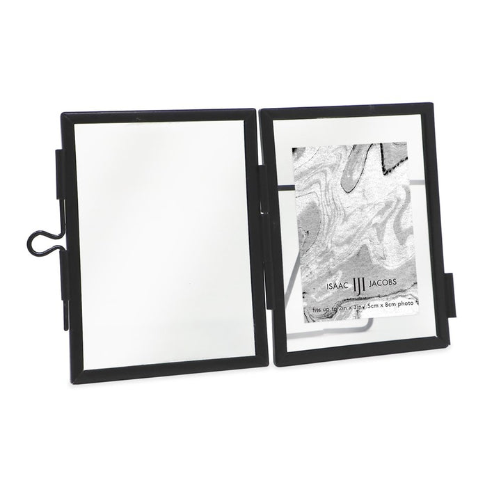 Isaac Jacobs Modern Style Brass and Glass, Pressed Glass, Metal Floating Desk Photo Frame with Locket Closure for Pictures, Art, Mementos &amp; Keepsakes