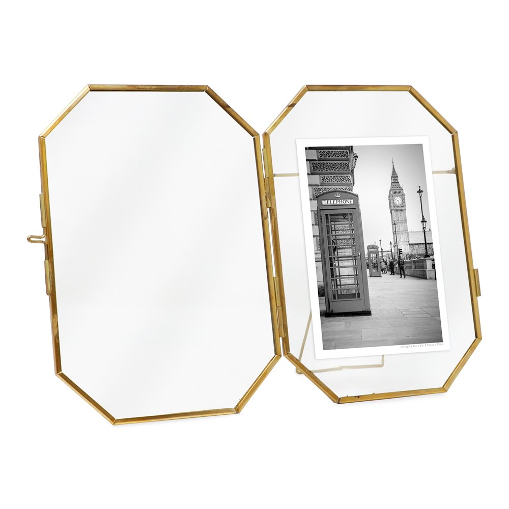 Isaac Jacobs Vintage Style Octagon Brass &amp; Glass, Metal Floating Picture Frame with Locket Closure, Tabletop Display