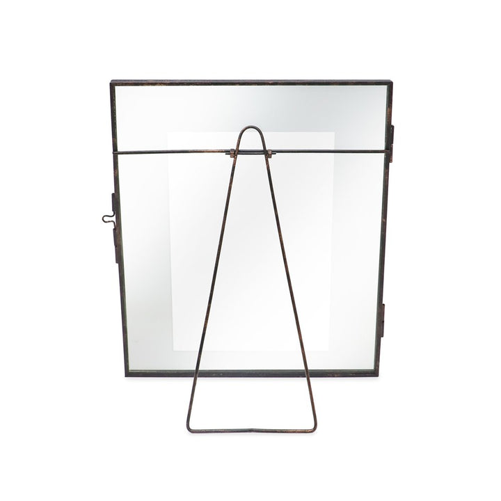 Isaac Jacobs Vintage Style Brass and Glass, Metal Floating Picture Frame with Locket Closure, for Photos, Art, &amp; More, Tabletop Display