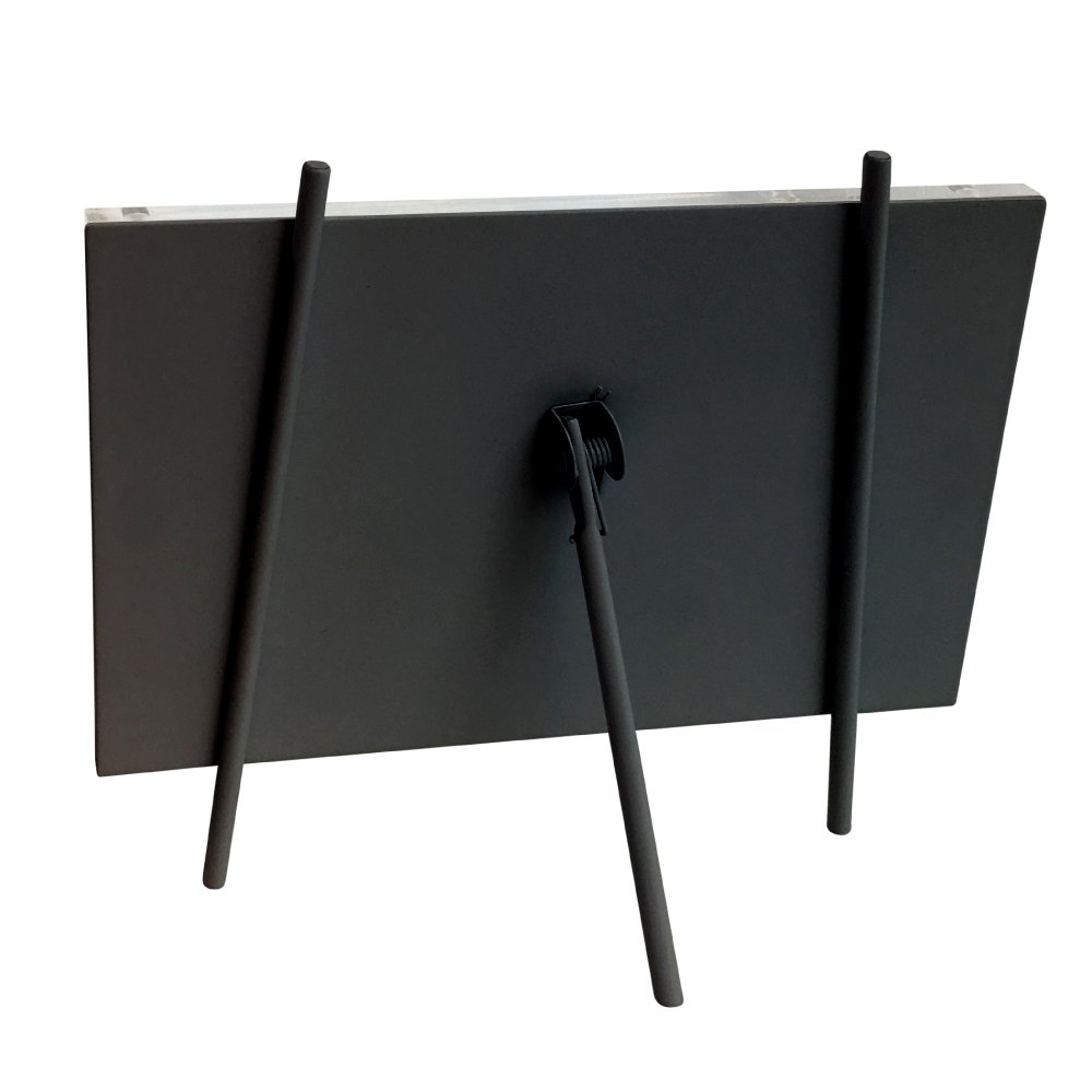 Isaac Jacobs Magnetic Acrylic Metal Easel_Frame