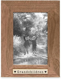 Isaac Jacobs Wood Sentiments "Grandchildren" Picture Frame, Horizontal Keepsake Photo Frame with Easel and a Hanging Tabs for Tabletop, Desktop & Wall Display