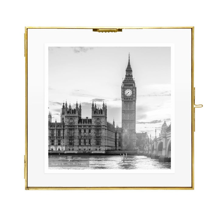 Isaac Jacobs Vintage Style Brass and Glass Hanging Picture Frame, Wall-Mountable, Floating Picture Frame w/ Locket Closure, for Photos, Wall Décor, Art, &amp; More