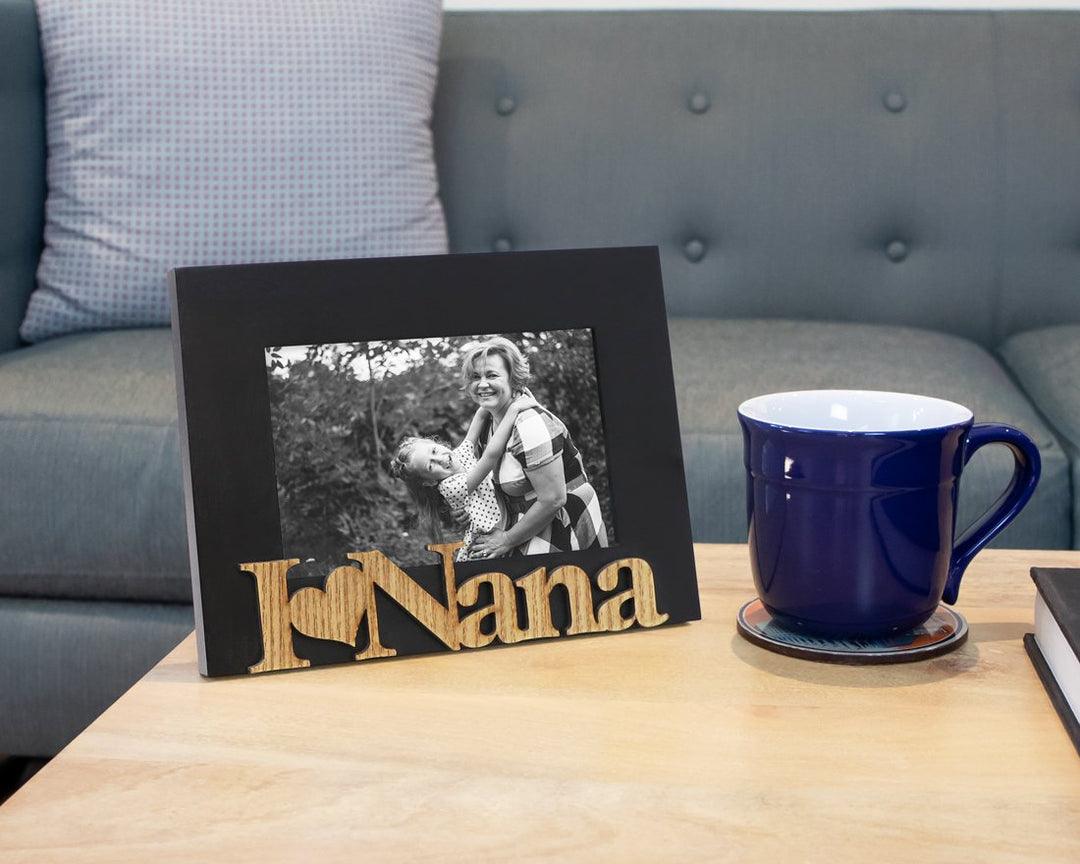 Isaac Jacobs Wood Sentiments “I Love Nana” Picture Frame, Photo Gift for Nana, Grandma, Family, Display on Tabletop, Desk