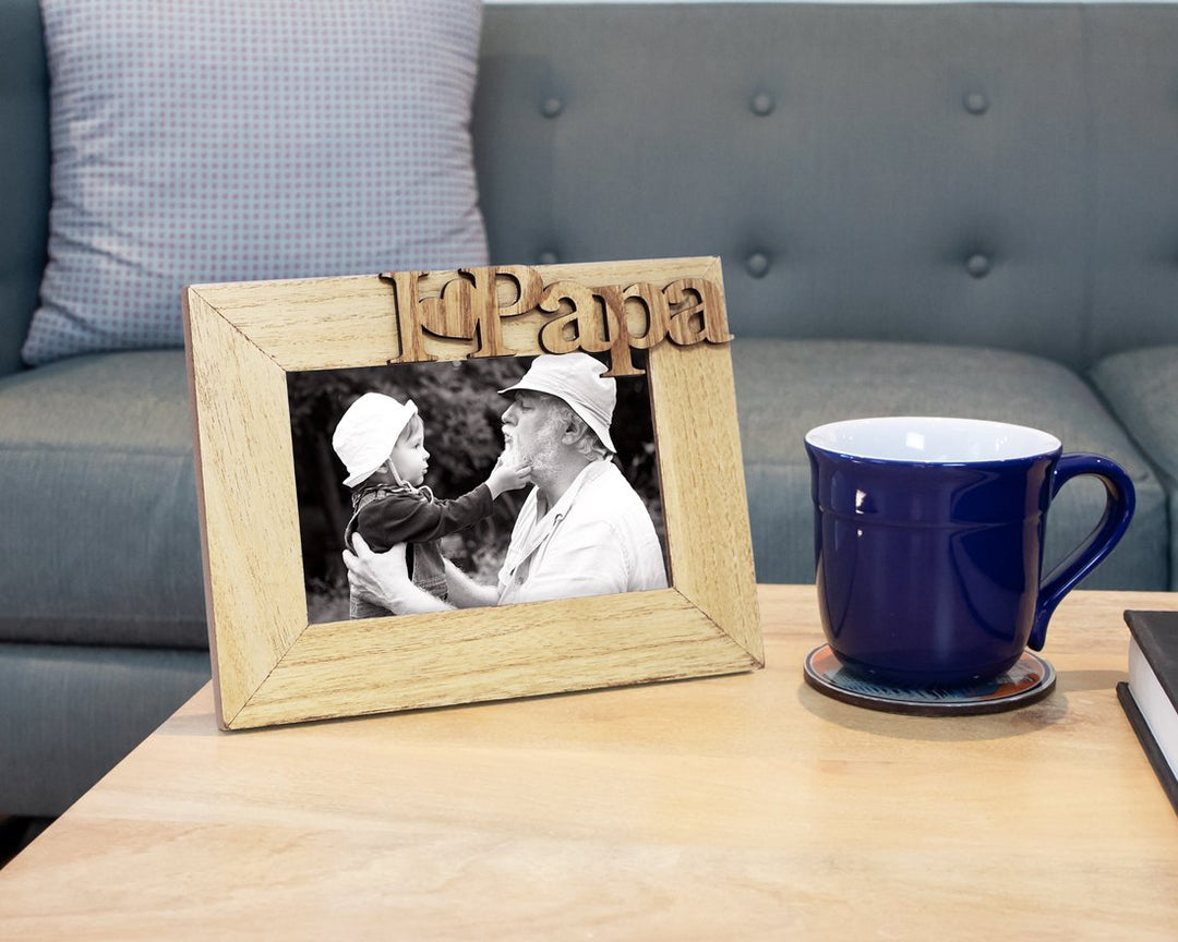 Isaac Jacobs Wood Sentiments “I Love Papa” / I Heart Papa Picture Frame, Photo Gift for Papa, Grandpa, Family, Display on Tabletop, Desk