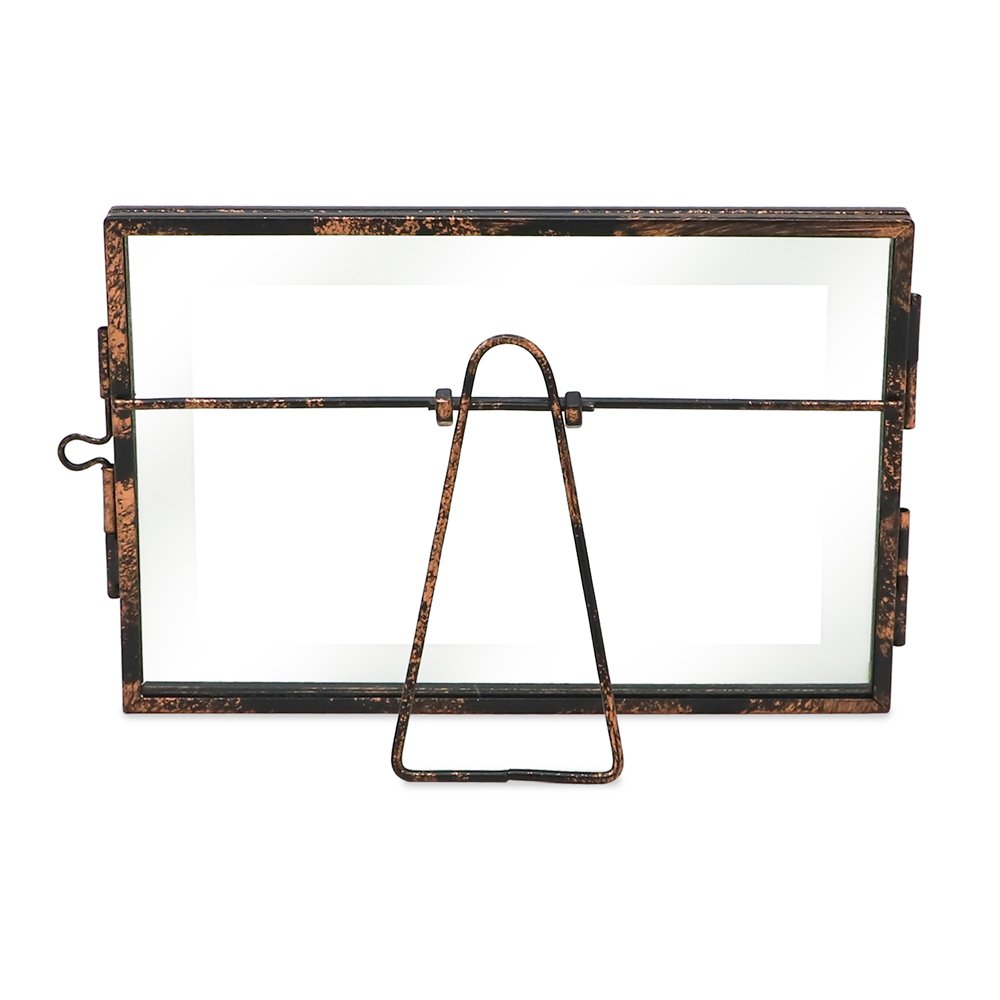 Isaac Jacobs Vintage Style Brass and Glass, Metal Floating Picture Frame with Locket Closure, for Photos, Art, &amp; More, Tabletop Display